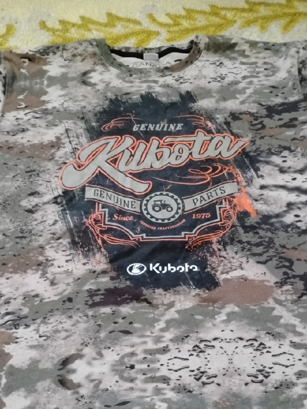 Men's Camo Vintage Large Choko Authentics Kubota Tractor Genuine Parts Shirt